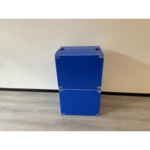 plastic shipping boxes